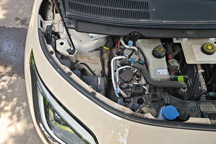 Used AION UT 2025 420 Smart Edition Engine Bay Right