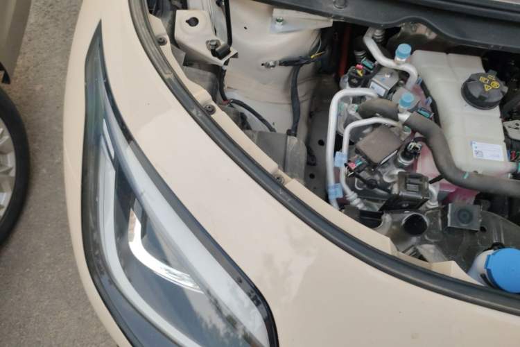 Used AION UT 2025 420 Prestige Edition Engine Bay Right