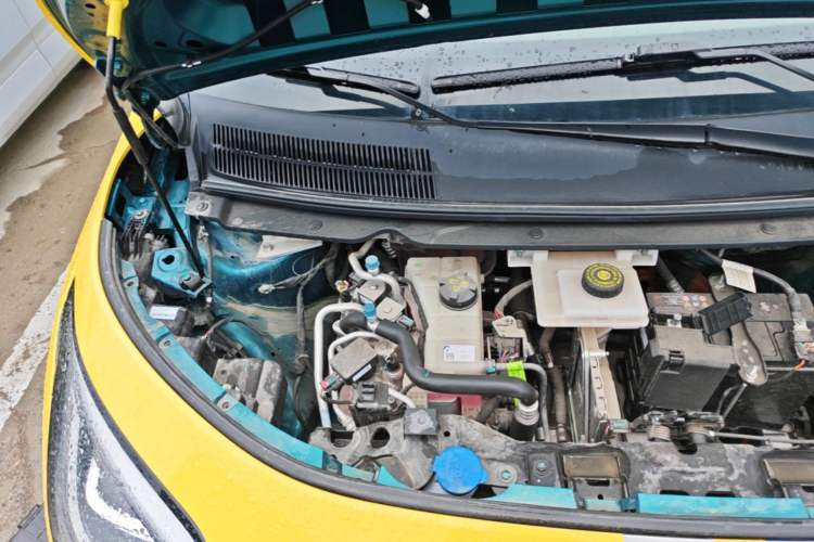 Used AION UT 2025 420 Prestige Edition Engine Bay Right