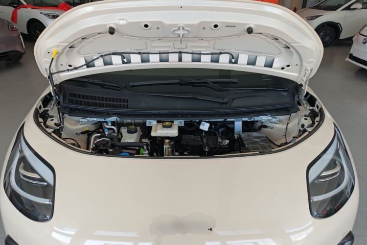 Used AION UT 2025 420 Intelligent Luxury Edition Engine Bay