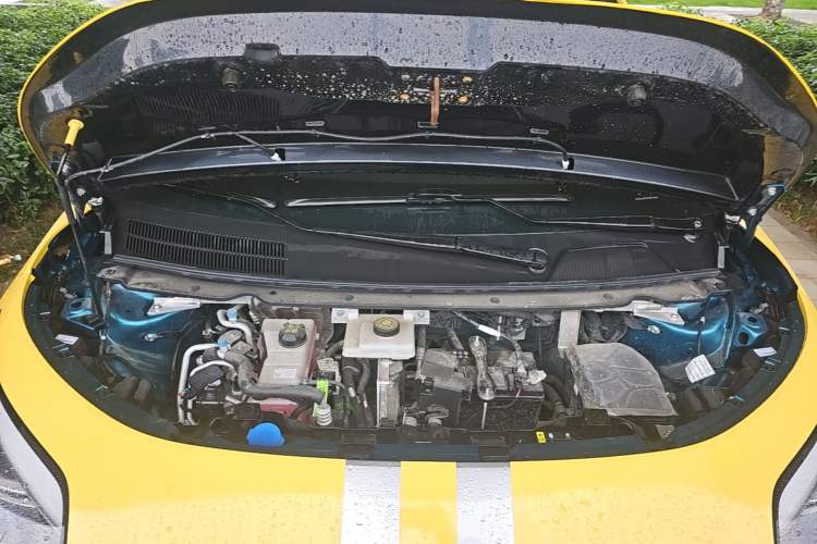 Used AION UT 2025 420 Prestige Edition Engine Bay