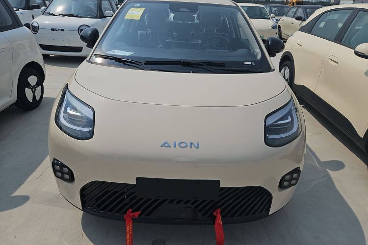 Used AION UT 2025 330 Starlight Edition Exterior 1