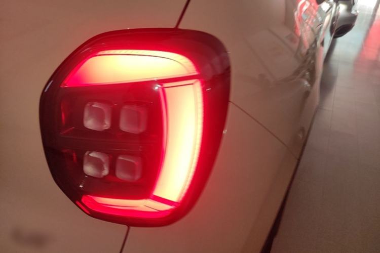 Used AION UT 2025 330 Starlight Edition Exterior 3