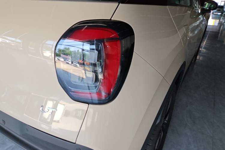 Used AION UT 2025 420 Intelligent Luxury Edition Exterior 3