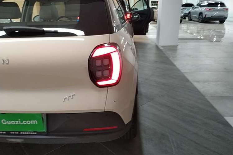 Used AION UT 2025 420 Intelligent Luxury Edition Exterior 3