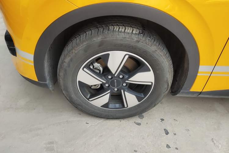 Used AION UT 2025 420 Intelligent Luxury Edition Exterior 4