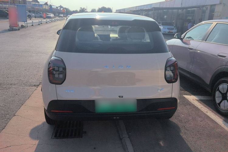 Used AION UT 2025 330 Starlight Edition Exterior 4