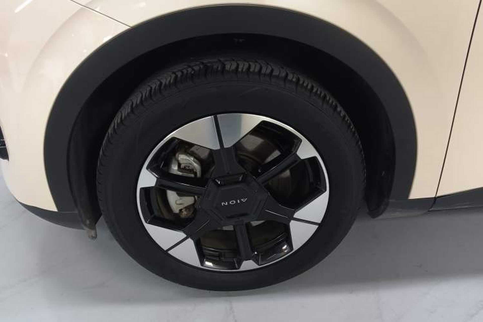 Used AION UT 2025 420 Prestige Edition Exterior 4