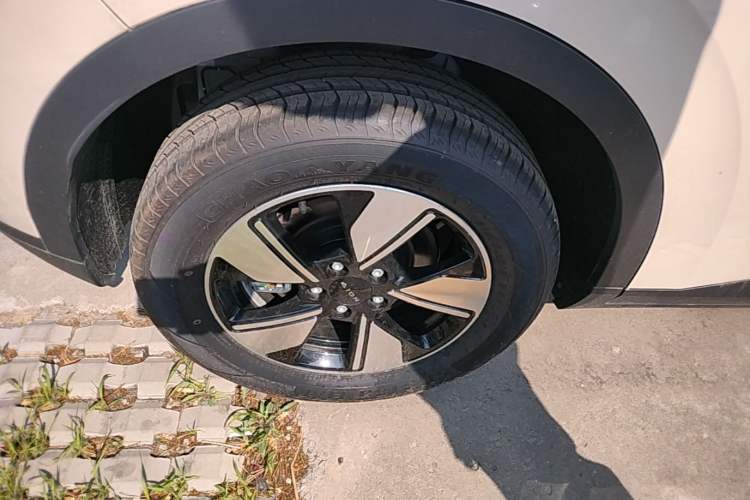Used AION UT 2025 420 Intelligent Luxury Edition Exterior 5