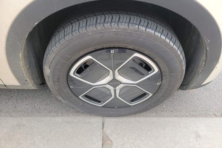 Used AION UT 2025 420 Smart Edition Exterior 7
