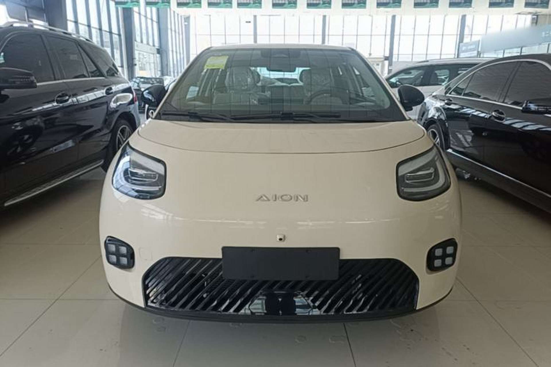 Used AION UT 2025 420 Intelligent Luxury Edition Front