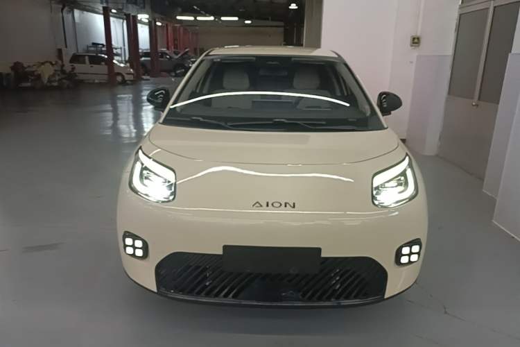 Used AION UT 2025 420 Smart Edition Front