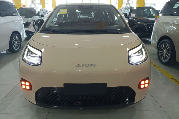 Used AION UT 2025 330 Starlight Edition Front