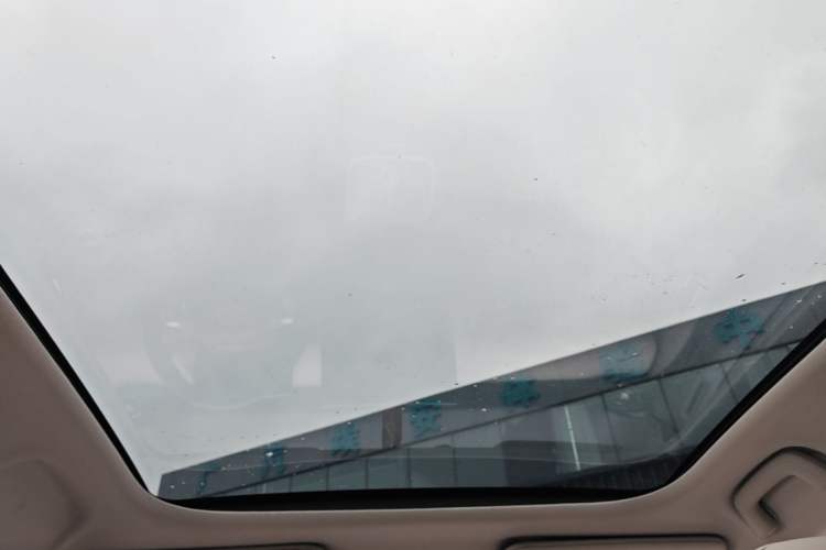 Used AION UT 2025 420 Prestige Edition Headliner