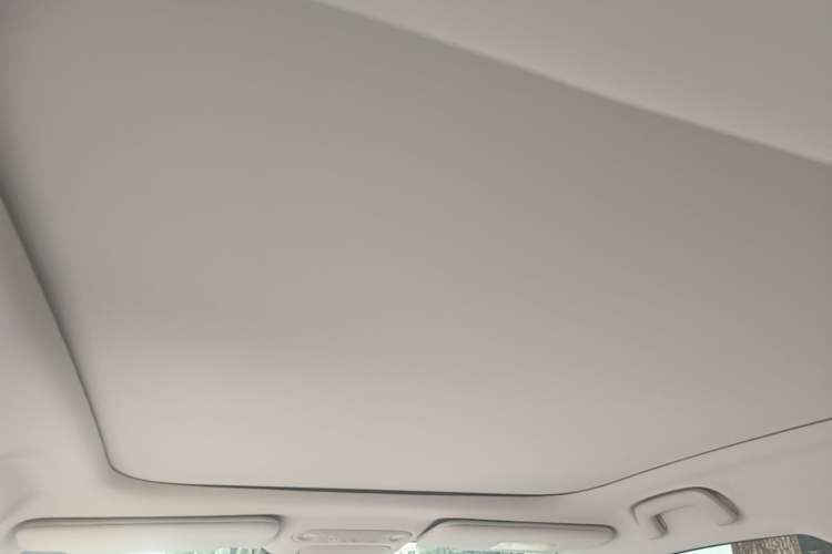 Used AION UT 2025 420 Prestige Edition Headliner