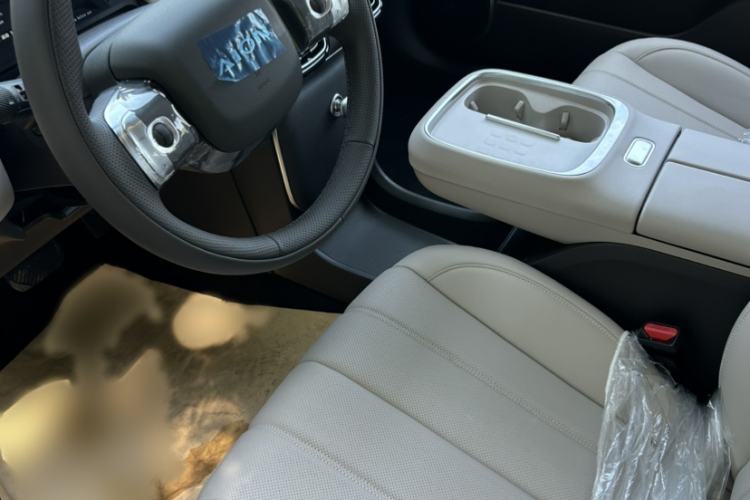 Used AION UT 2025 420 Intelligent Luxury Edition Interior 4