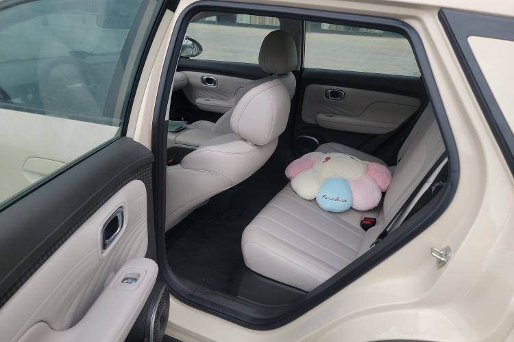 Used AION UT 2025 420 Smart Edition Interior 4