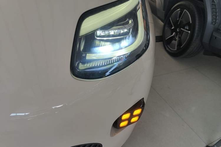 Used AION UT 2025 420 Prestige Edition Left Front Headlight