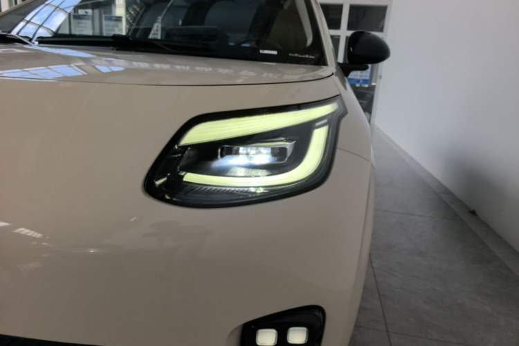Used AION UT 2025 330 Starlight Edition Left Front Headlight
