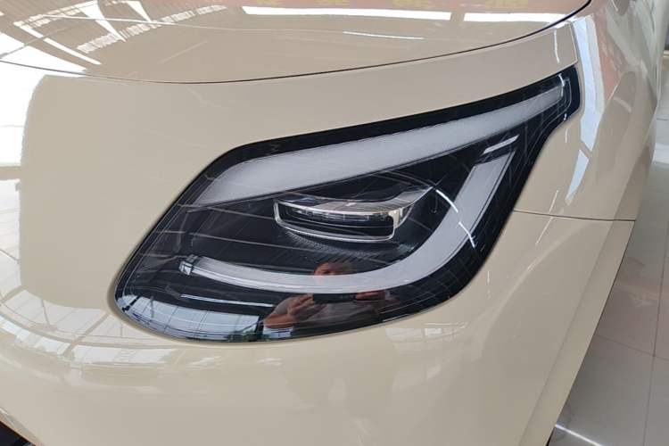 Used AION UT 2025 330 Starlight Edition Left Front Headlight