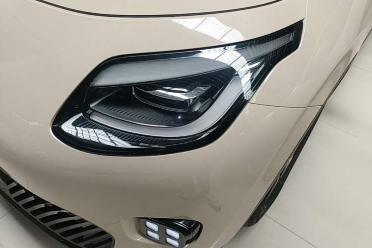 Used AION UT 2025 420 Intelligent Luxury Edition Left Front Headlight