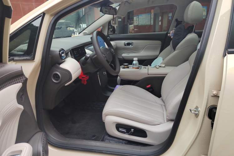 Used AION UT 2025 420 Prestige Edition Left Front Seat
