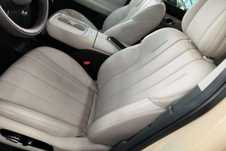 Used AION UT 2025 420 Intelligent Luxury Edition Left Front Seat