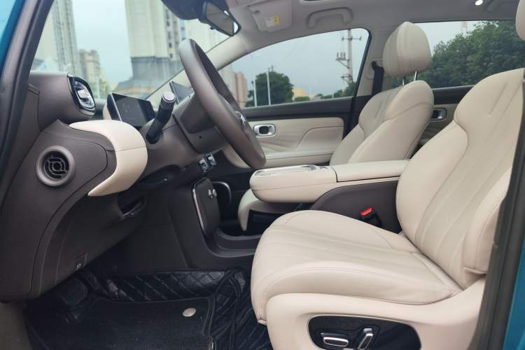 Used AION UT 2025 420 Prestige Edition Left Front Seat