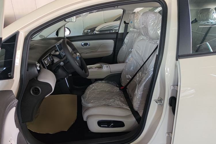 Used AION UT 2025 420 Intelligent Luxury Edition Left Front Seat