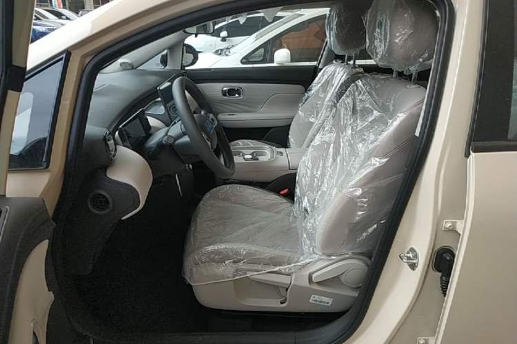 Used AION UT 2025 330 Starlight Edition Left Front Seat