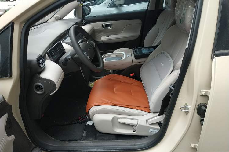 Used AION UT 2025 330 Starlight Edition Left Front Seat