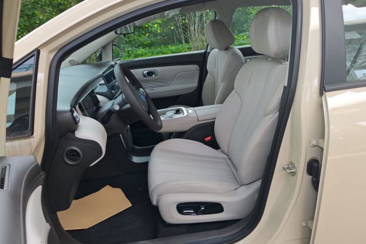 Used AION UT 2025 420 Intelligent Luxury Edition Left Front Seat