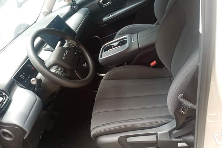 Used AION UT 2025 330 Starlight Edition Left Front Seat