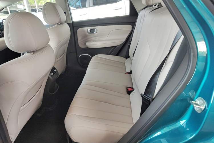 Used AION UT 2025 420 Prestige Edition Left Rear Seat