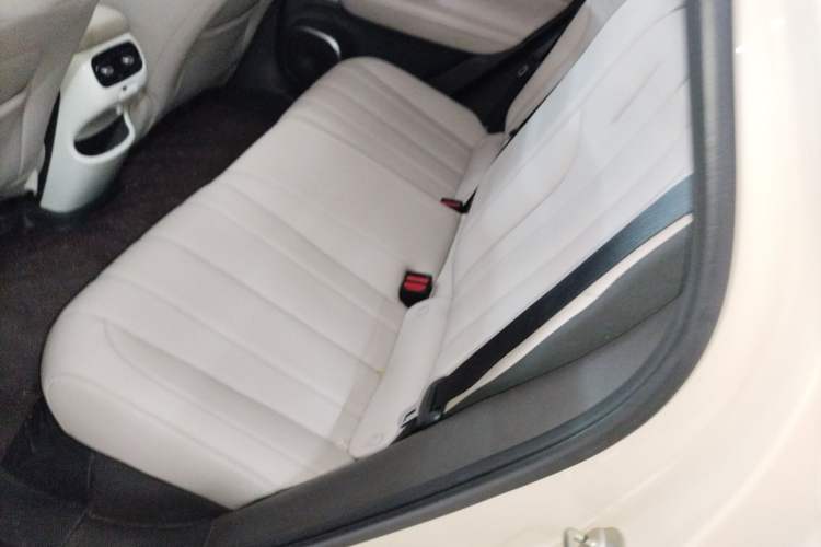 Used AION UT 2025 420 Prestige Edition Left Rear Seat
