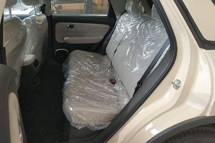 Used AION UT 2025 330 Starlight Edition Left Rear Seat
