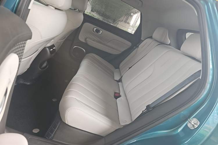 Used AION UT 2025 420 Prestige Edition Left Rear Seat