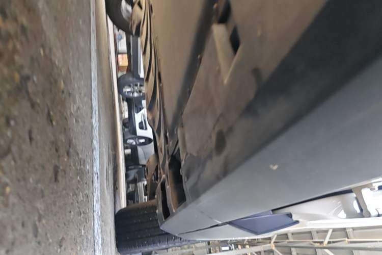 Used AION UT 2025 420 Prestige Edition Left Side Sill