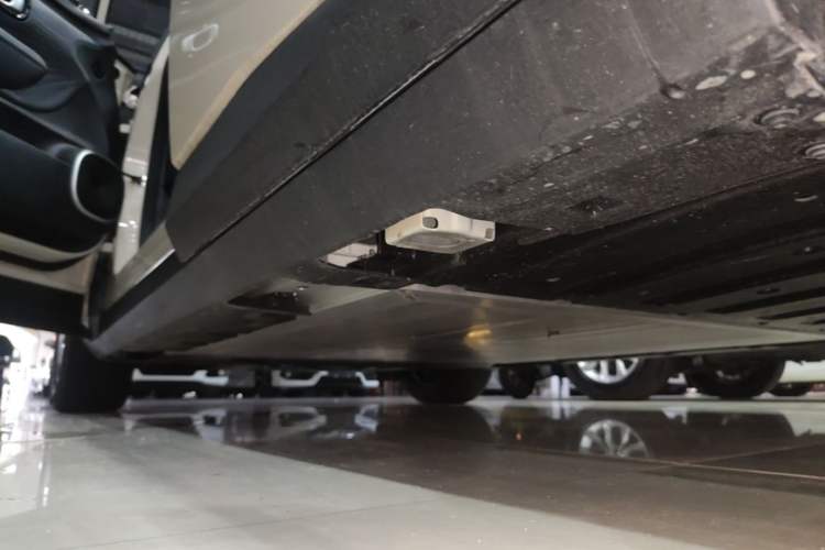 Used AION UT 2025 330 Starlight Edition Left Side Sill