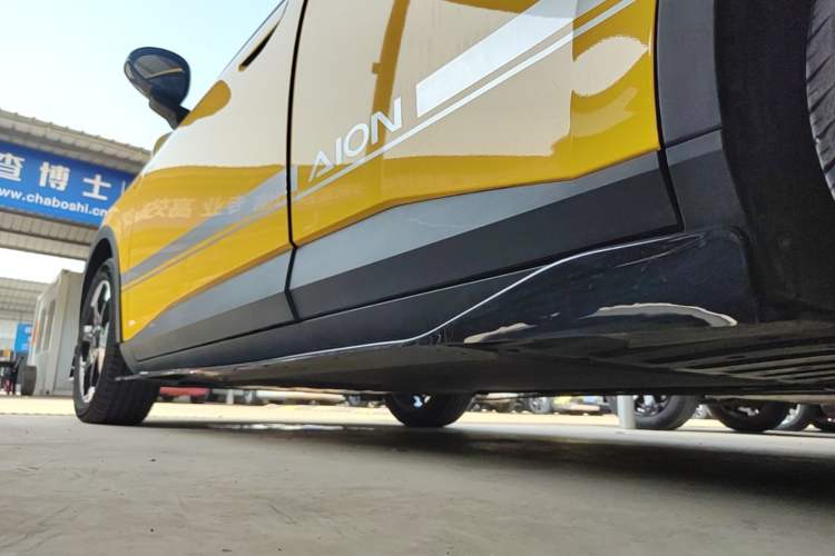 Used AION UT 2025 420 Prestige Edition Left Side Sill