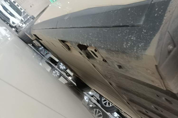Used AION UT 2025 330 Starlight Edition Left Side Sill