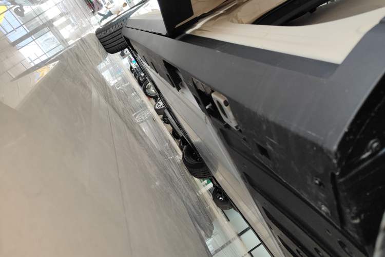 Used AION UT 2025 330 Starlight Edition Left Side Sill