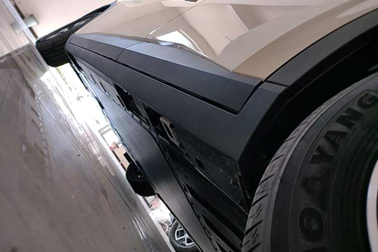 Used AION UT 2025 420 Intelligent Luxury Edition Left Side Sill