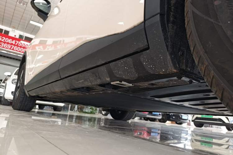 Used AION UT 2025 420 Intelligent Luxury Edition Left Side Sill