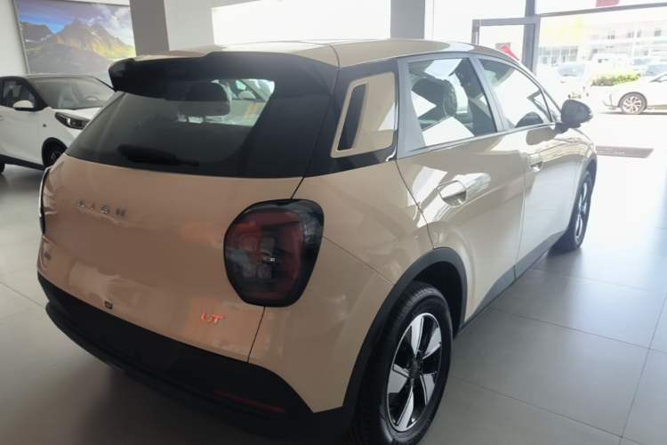 Used AION UT 2025 420 Intelligent Luxury Edition Rear Right 45 Deg