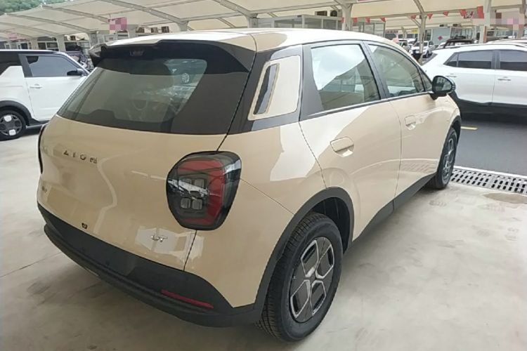 Used AION UT 2025 330 Starlight Edition Rear Right 45 Deg