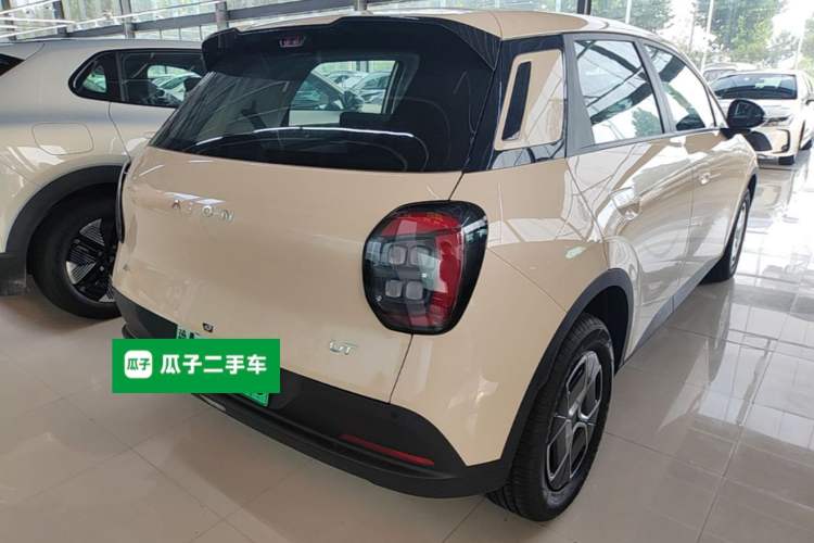 Used AION UT 2025 330 Starlight Edition Rear Right 45 Deg
