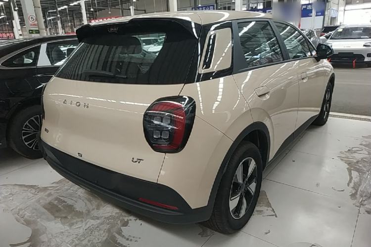 Used AION UT 2025 420 Intelligent Luxury Edition Rear Right 45 Deg
