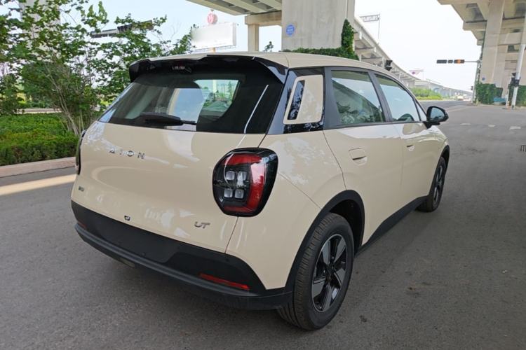 Used AION UT 2025 420 Intelligent Luxury Edition Rear Right 45 Deg