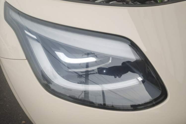 Used AION UT 2025 420 Prestige Edition Right Front Headlight